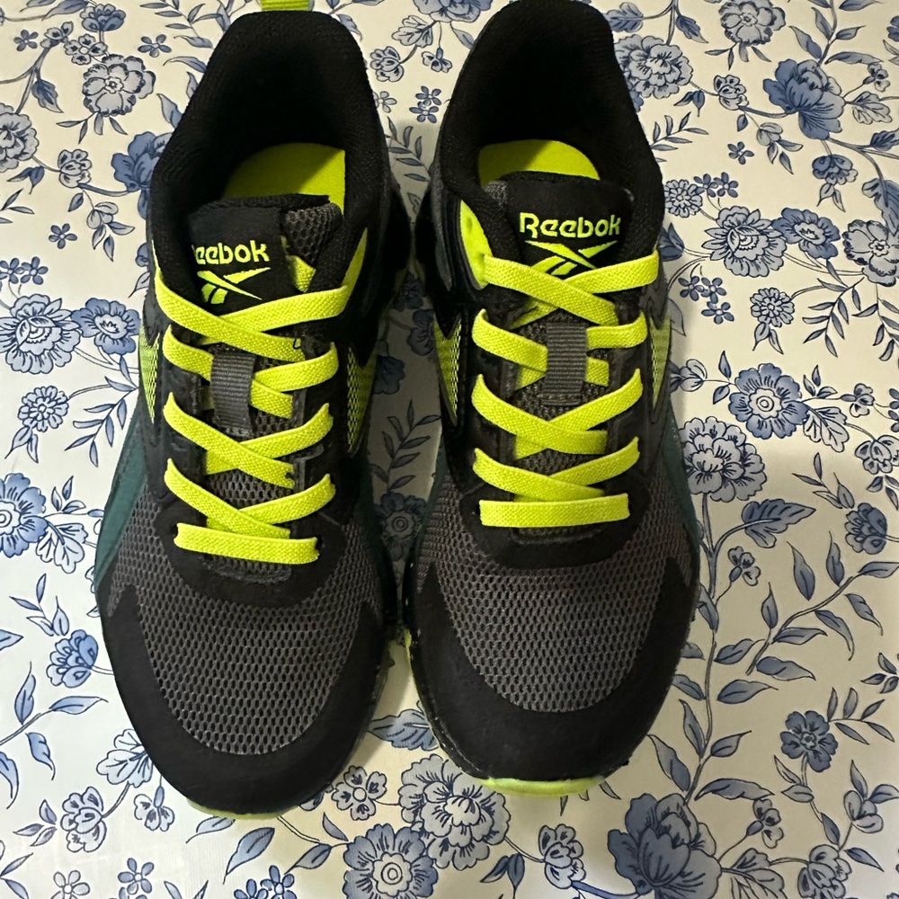 Reebok Men's Black and Neon Green Athletic Shoes